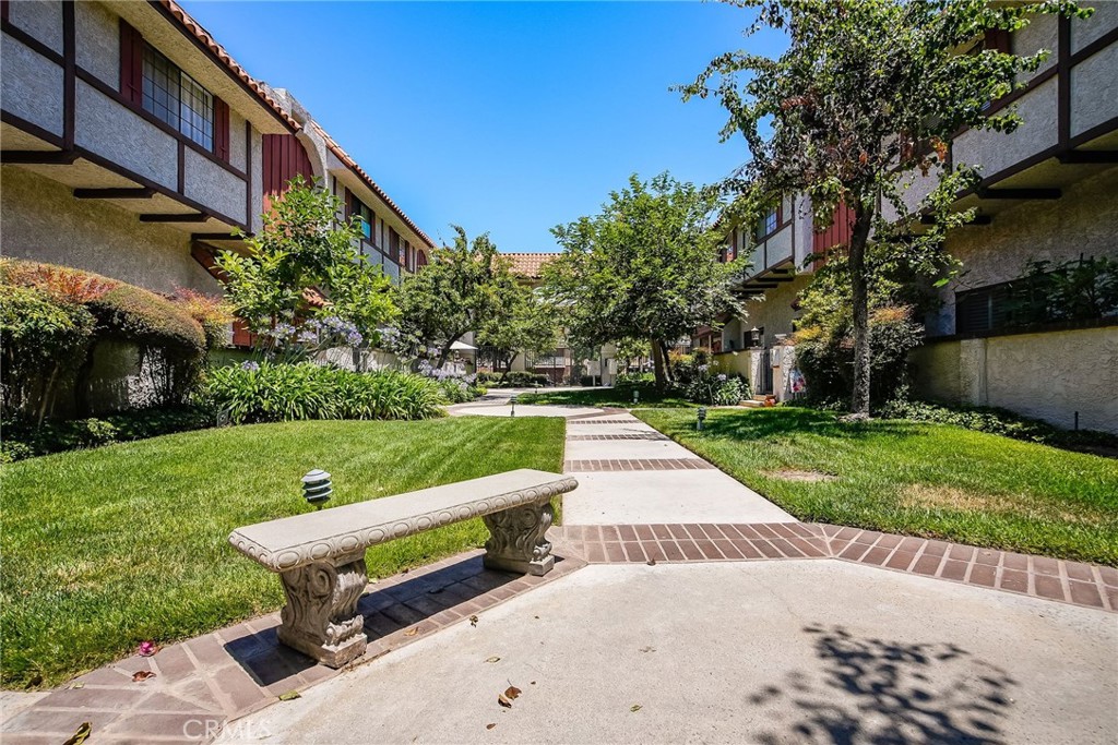 2450 E Del Mar Boulevard 36