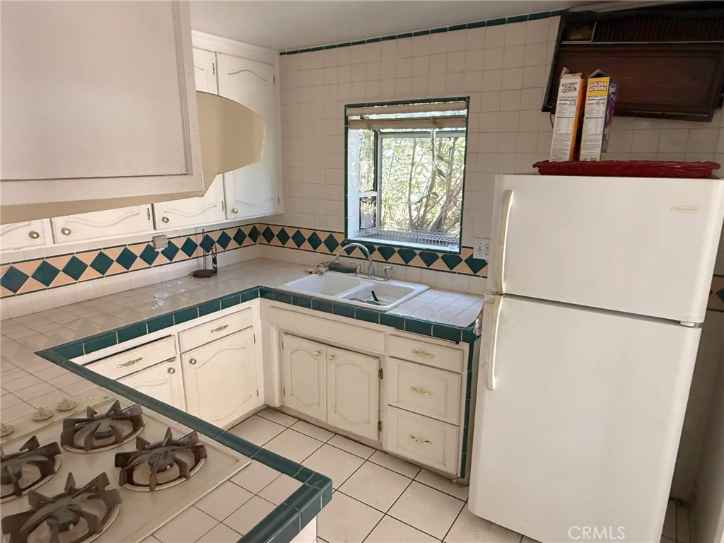 3401 Millbury Avenue