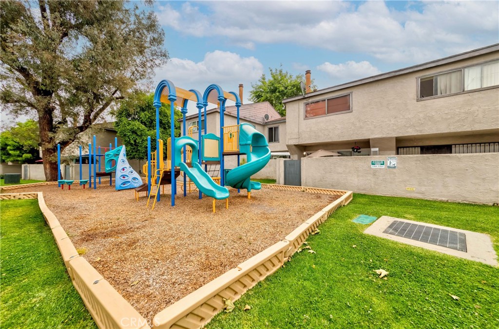 1738 Puente Avenue 50