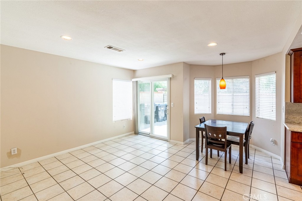 13564 Crescent Hill Drive