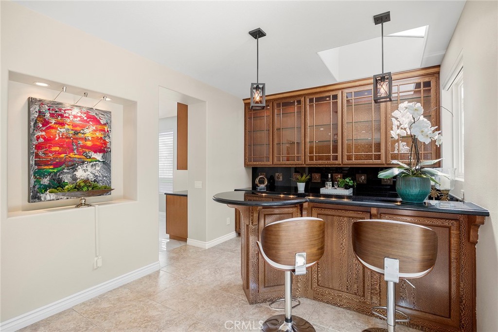 5210 Avenida De Kristine