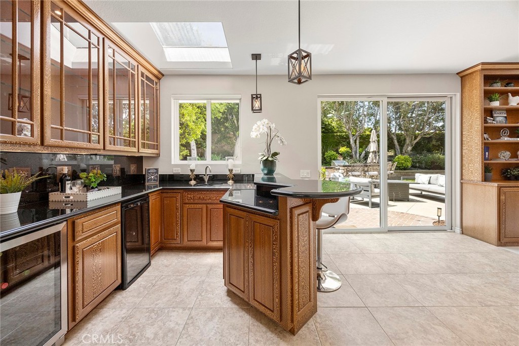 5210 Avenida De Kristine