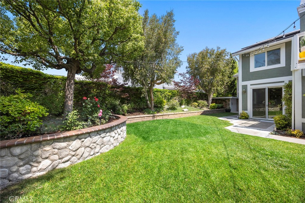 5210 Avenida De Kristine