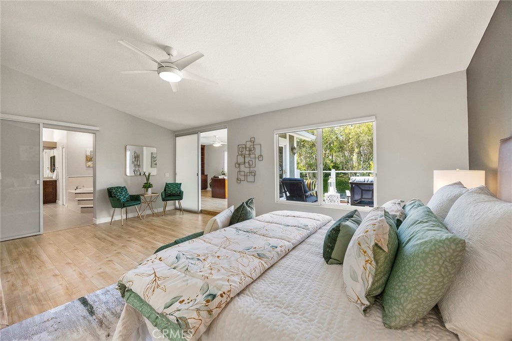 5210 Avenida De Kristine