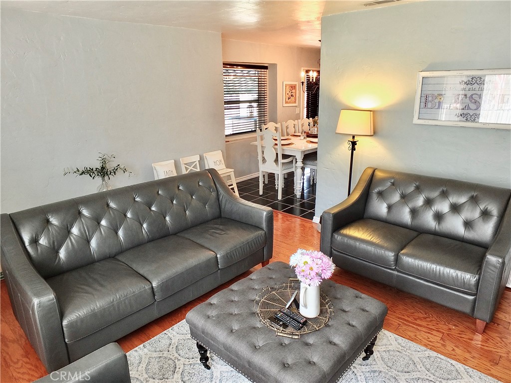 251 W Markland Drive