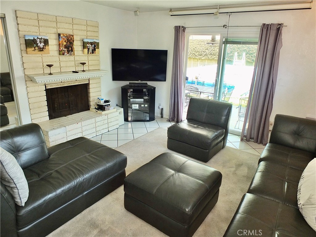 251 W Markland Drive