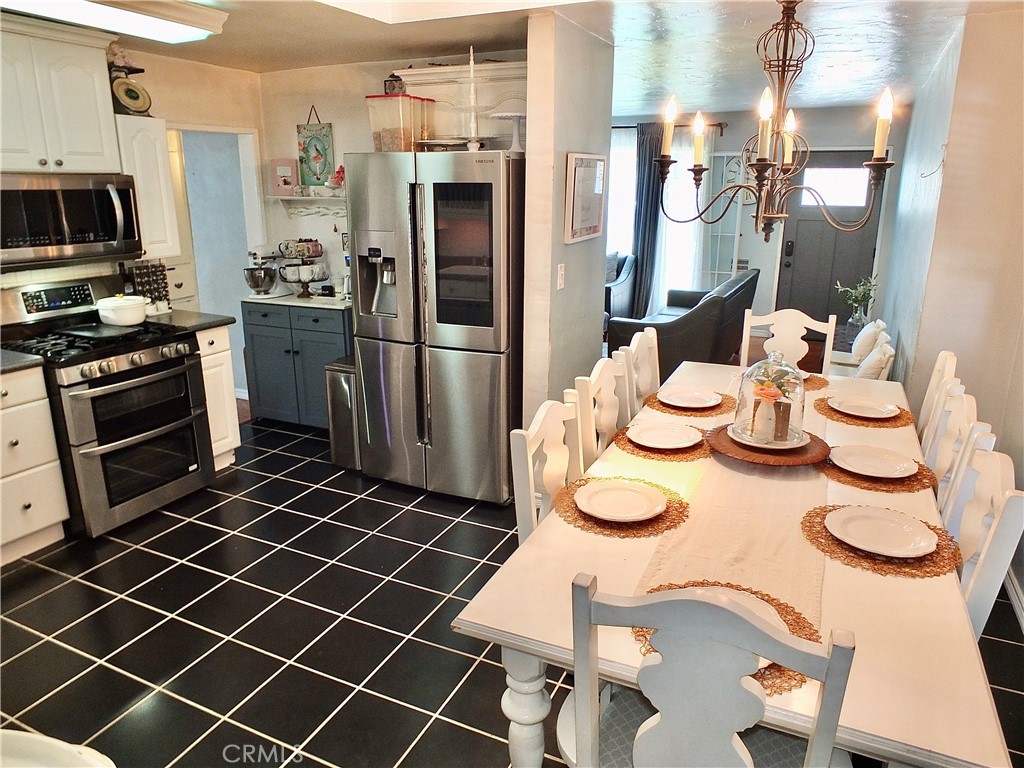 251 W Markland Drive