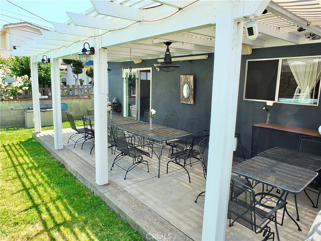 251 W Markland Drive