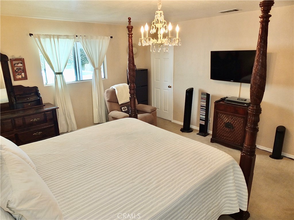 251 W Markland Drive