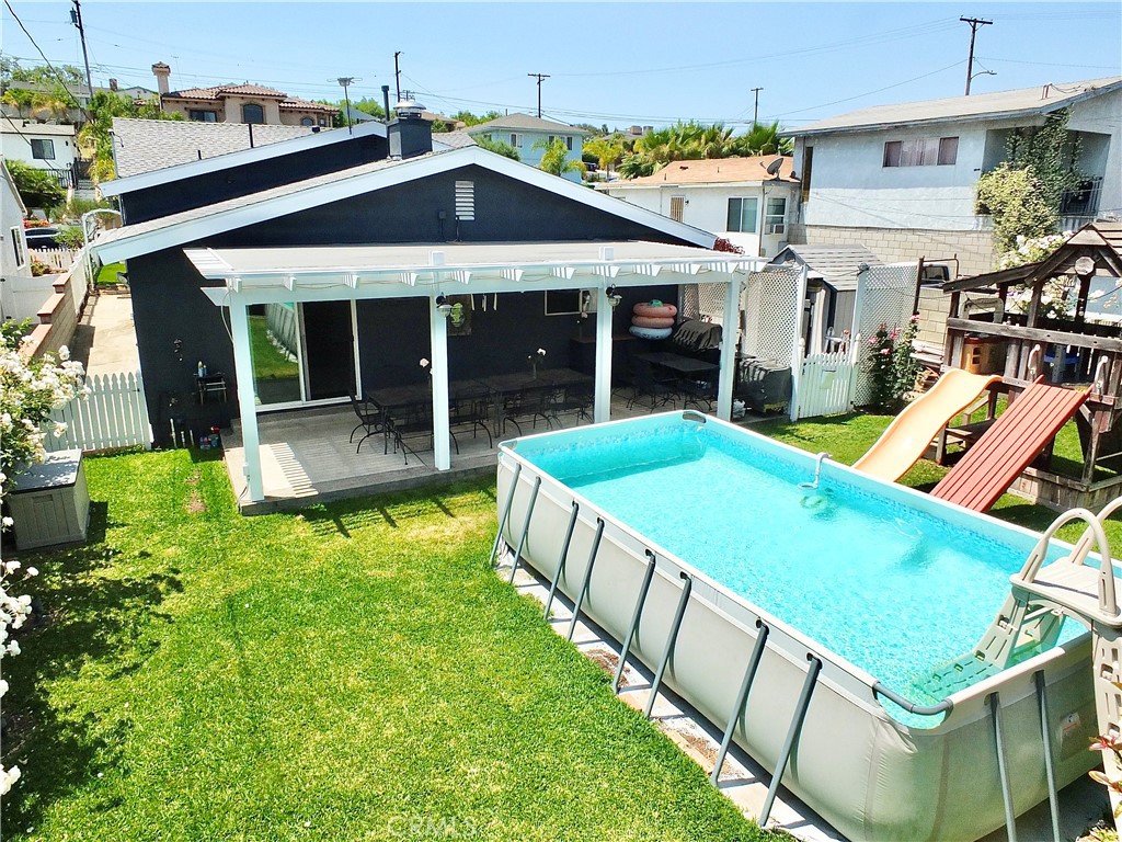 251 W Markland Drive