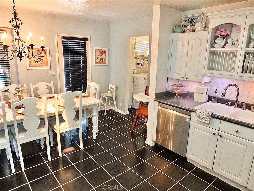 251 W Markland Drive