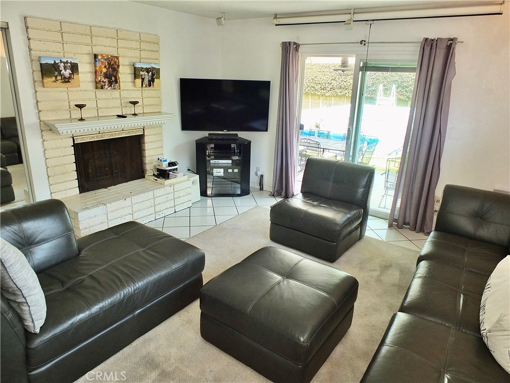 251 W Markland Drive