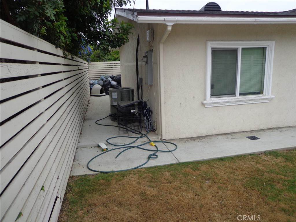 1908 & 1910 Bailey Avenue