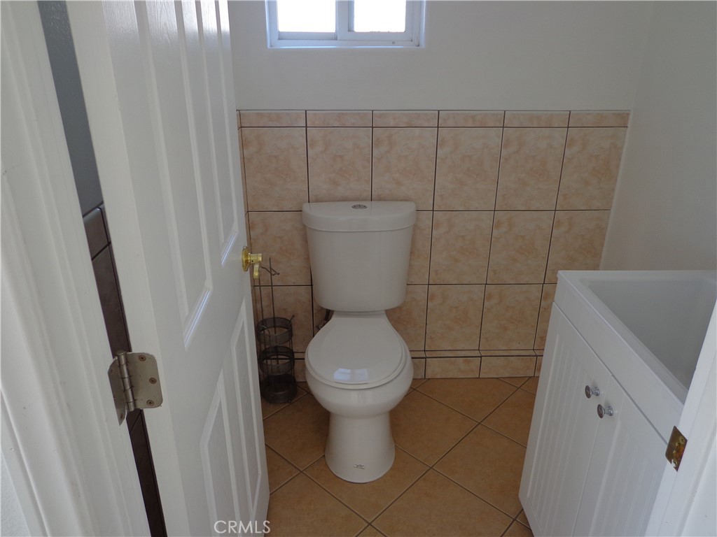 1908 & 1910 Bailey Avenue