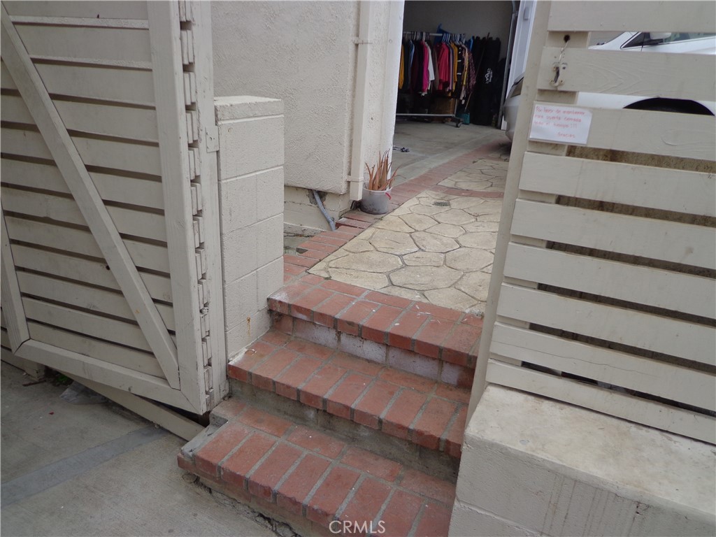 1908 & 1910 Bailey Avenue