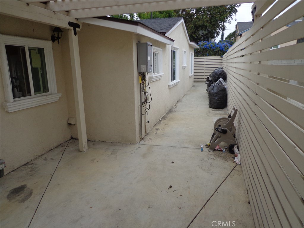 1908 & 1910 Bailey Avenue