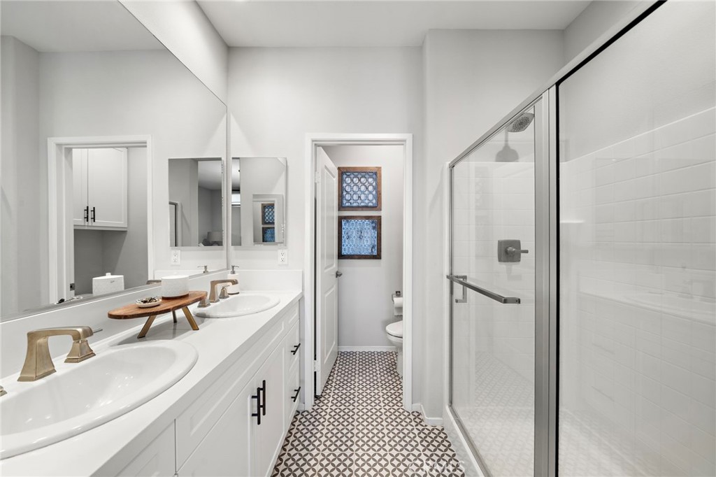 8423 Explorer Street