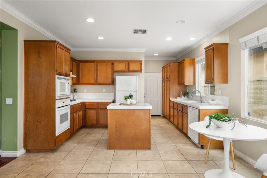 5780 Redhaven Street