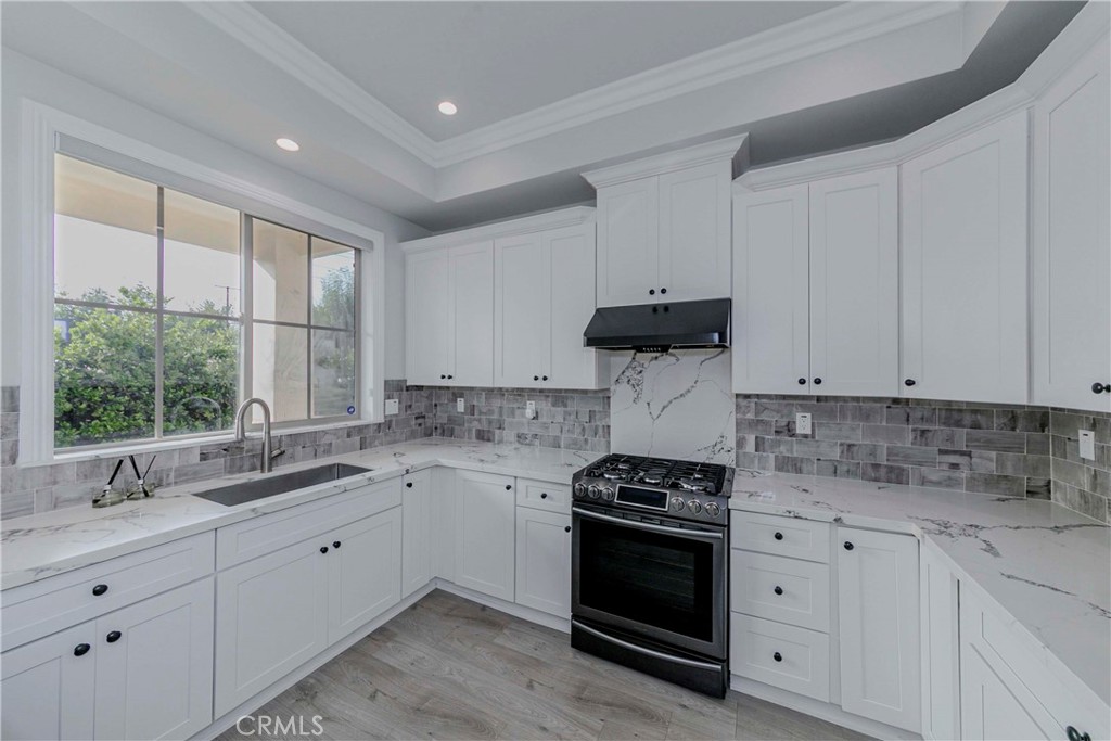 4843 Glickman Avenue