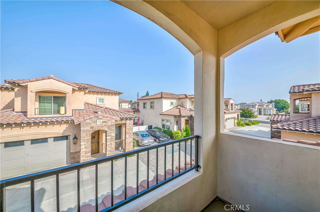 4843 Glickman Avenue