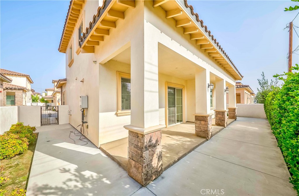 4843 Glickman Avenue