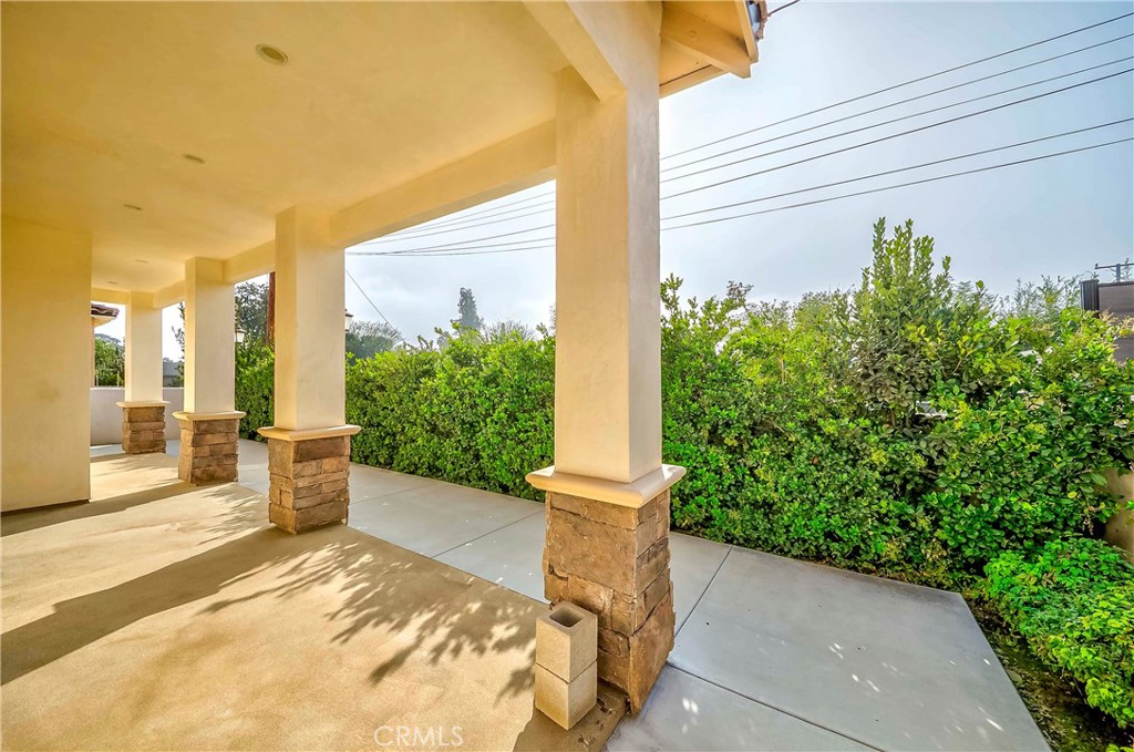 4843 Glickman Avenue