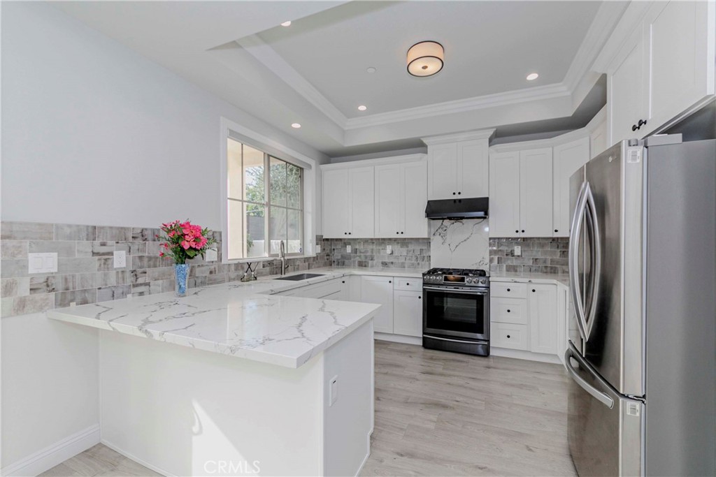 4843 Glickman Avenue