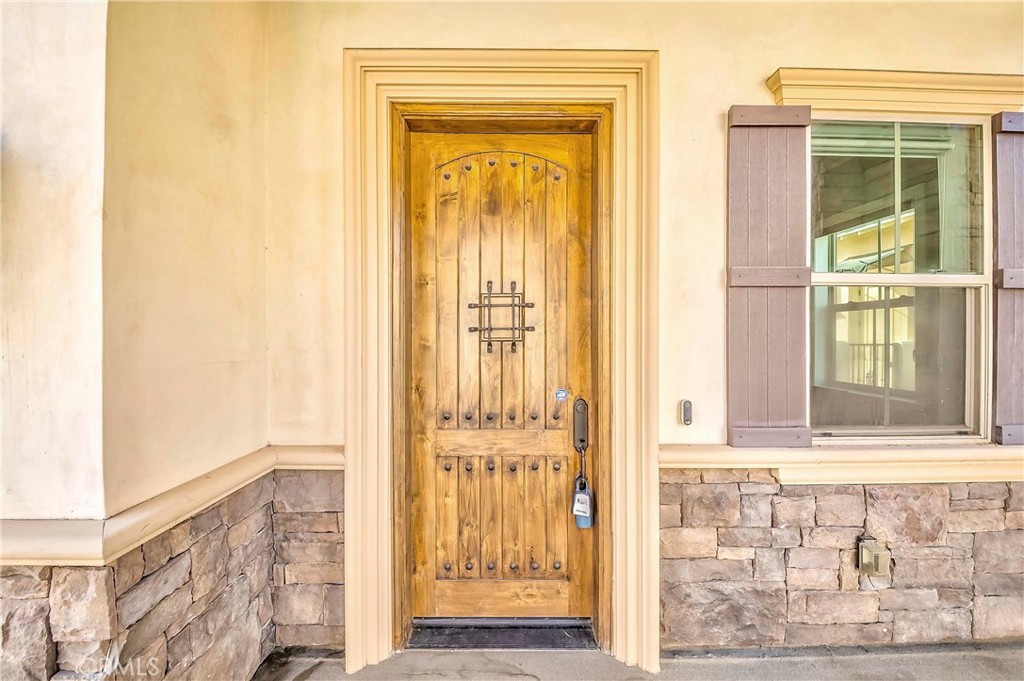 4843 Glickman Avenue