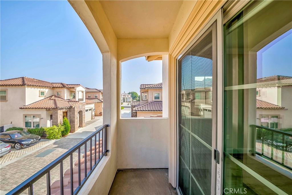 4843 Glickman Avenue