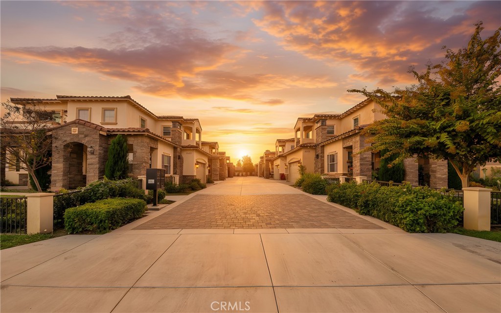 4843 Glickman Avenue