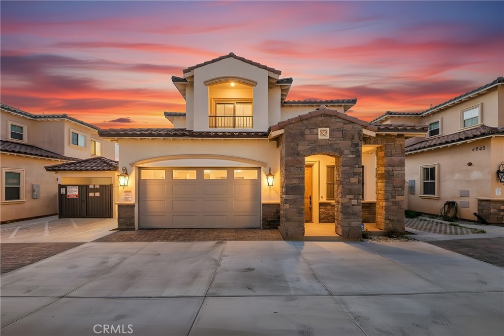 4843 Glickman Avenue