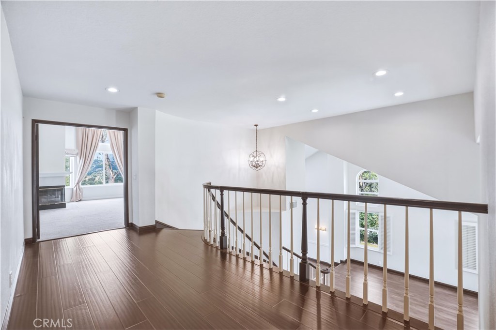 3537 Foxglove Road