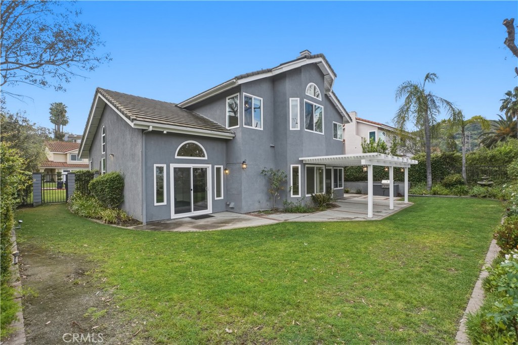 3537 Foxglove Road