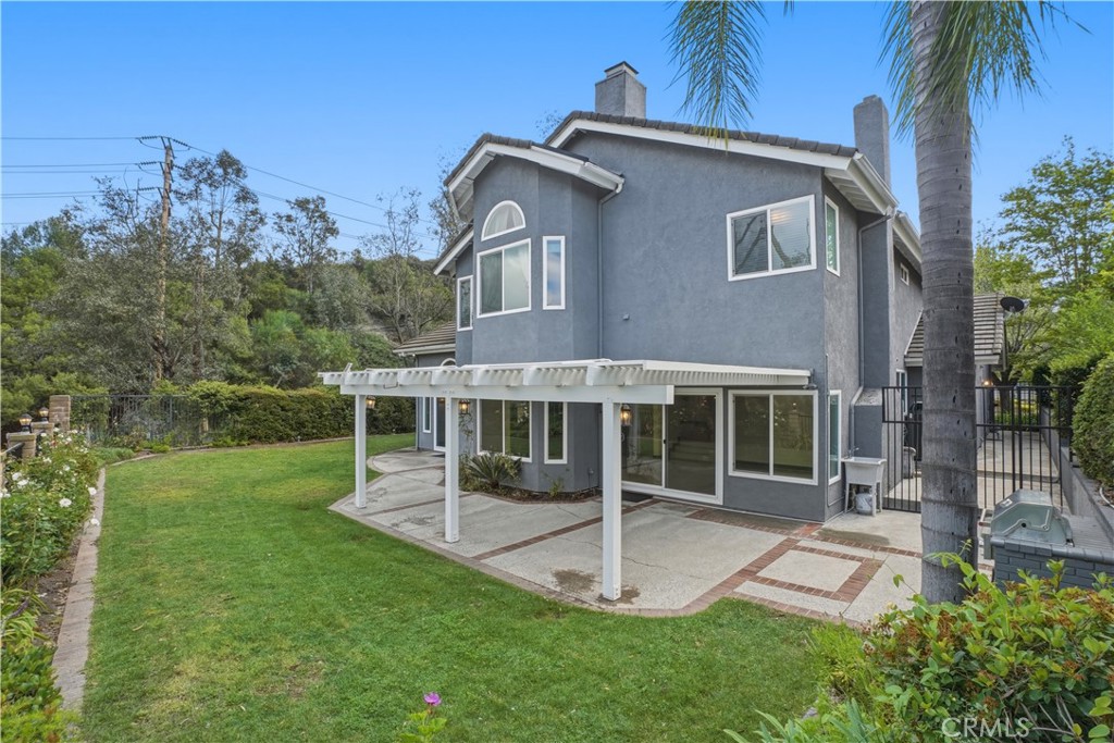 3537 Foxglove Road