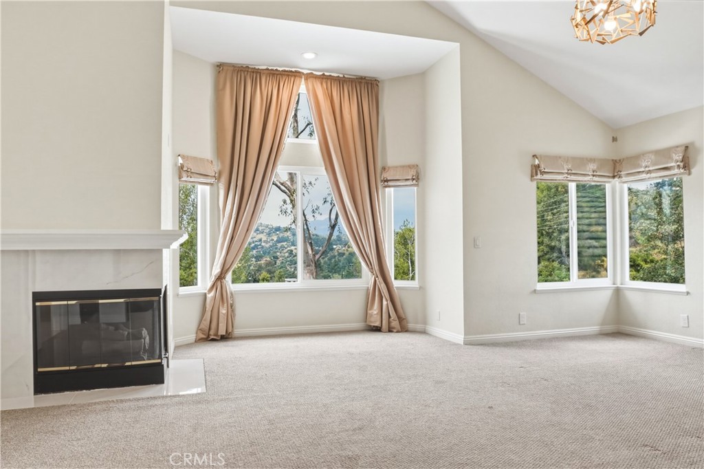 3537 Foxglove Road