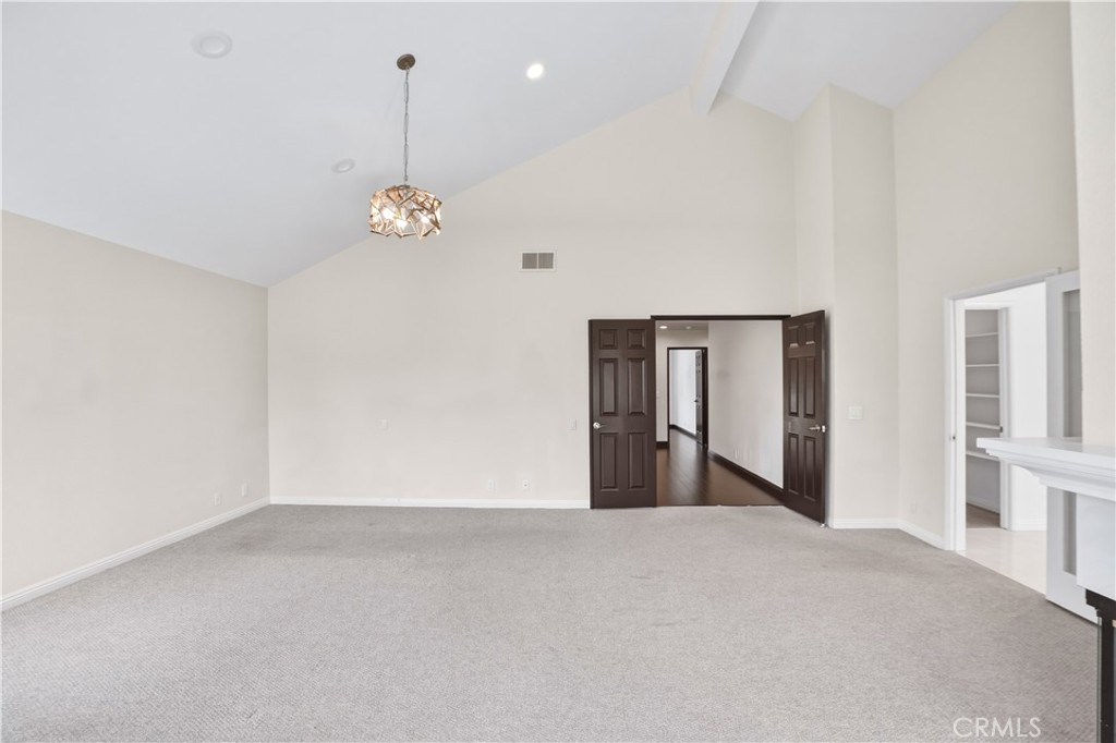 3537 Foxglove Road