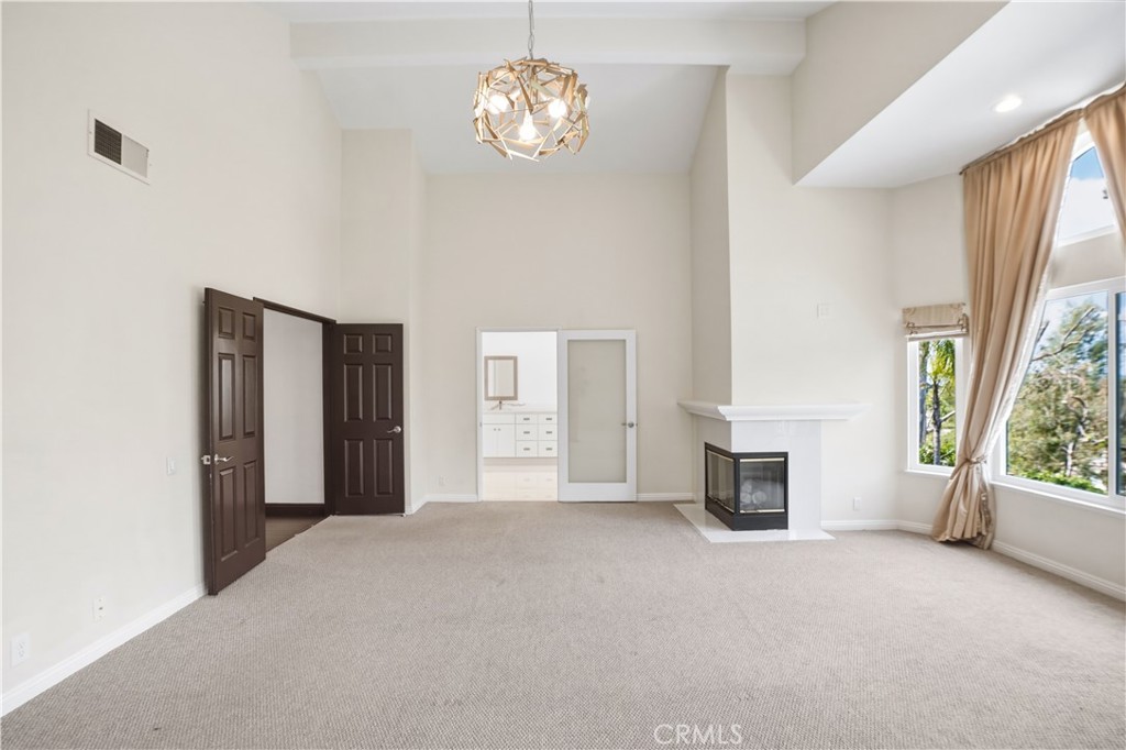 3537 Foxglove Road