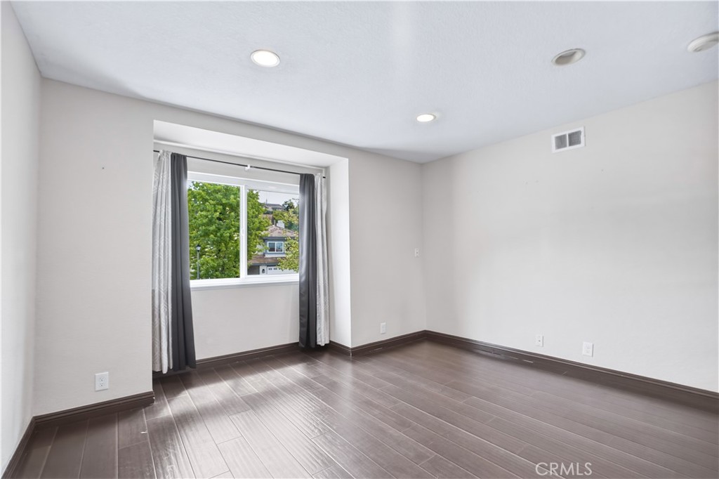 3537 Foxglove Road