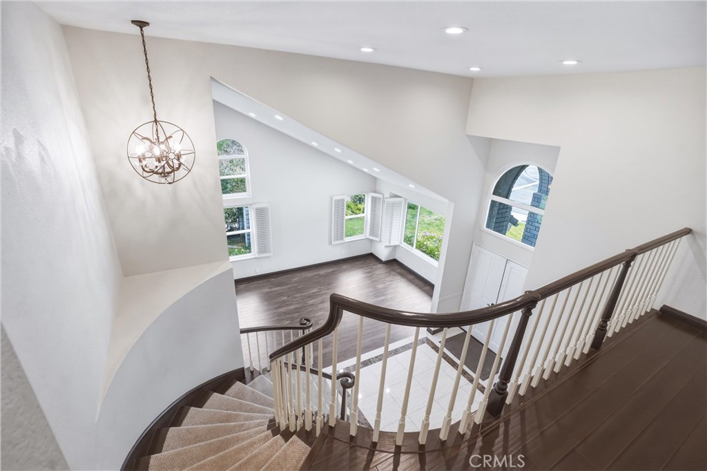 3537 Foxglove Road