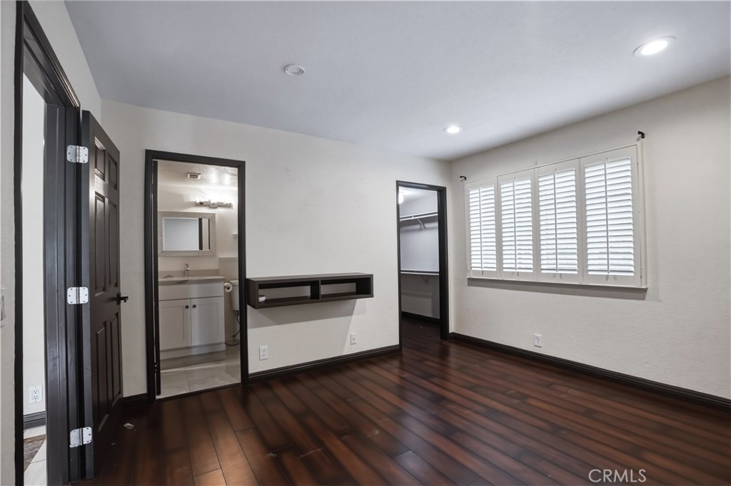 3537 Foxglove Road