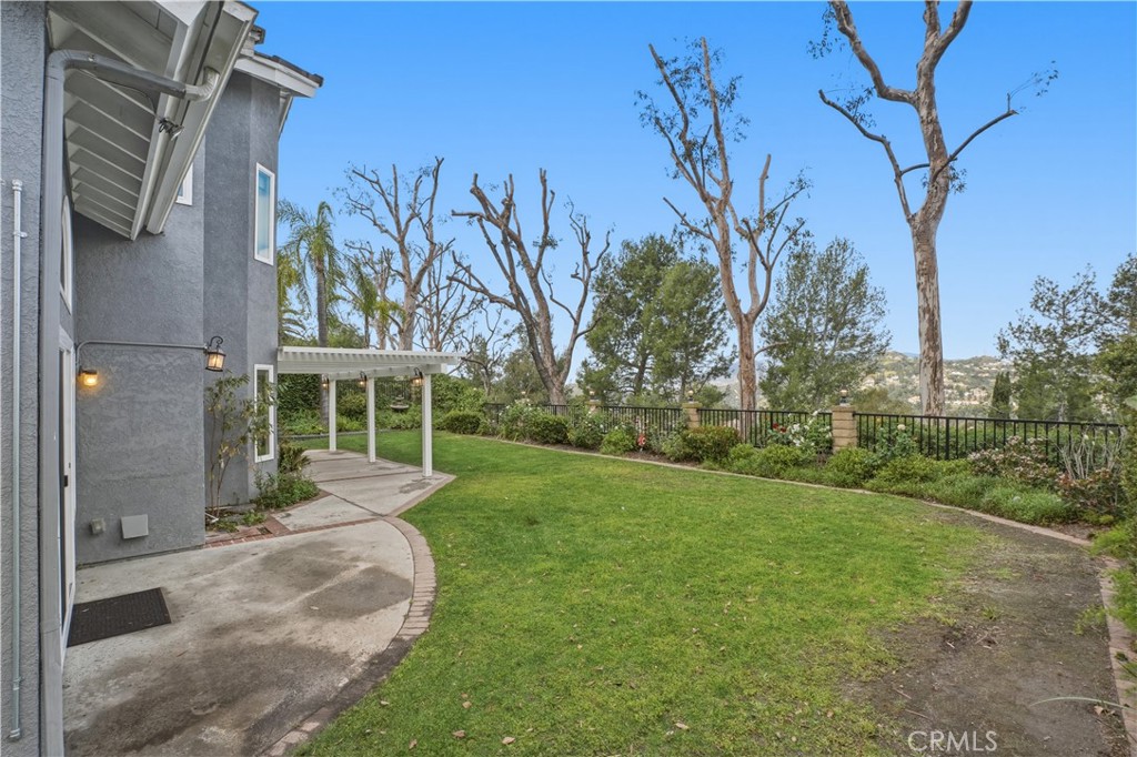 3537 Foxglove Road