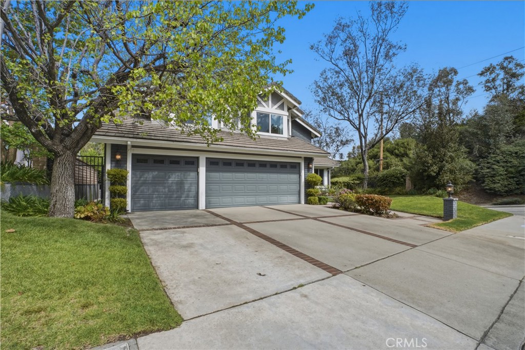 3537 Foxglove Road