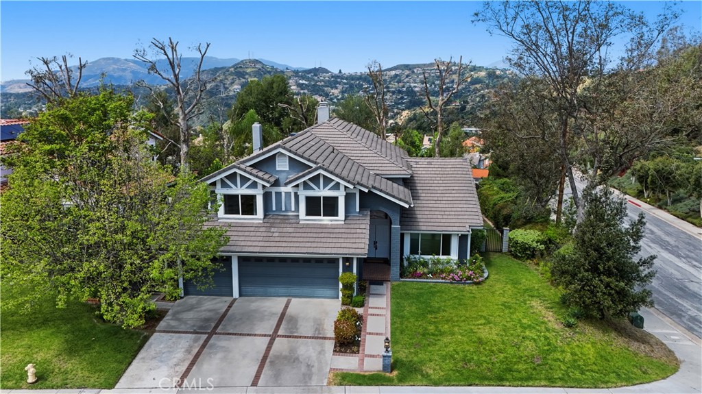 3537 Foxglove Road
