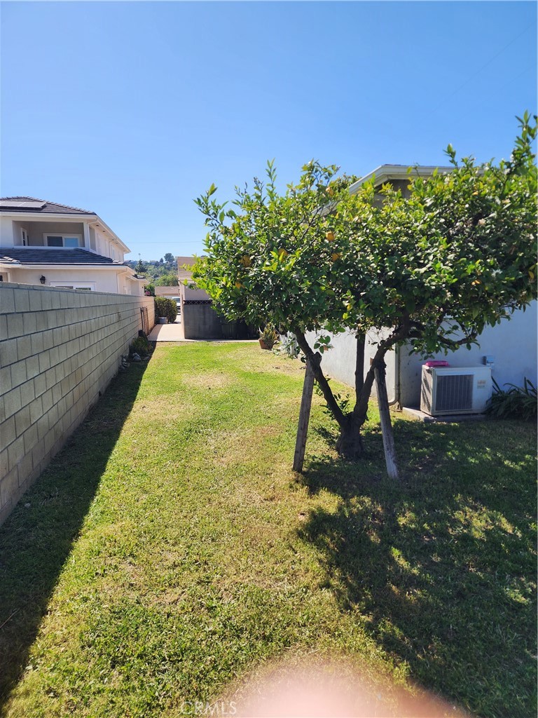 330 S Ynez Avenue