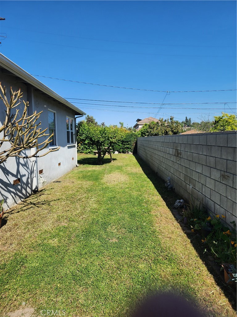 330 S Ynez Avenue