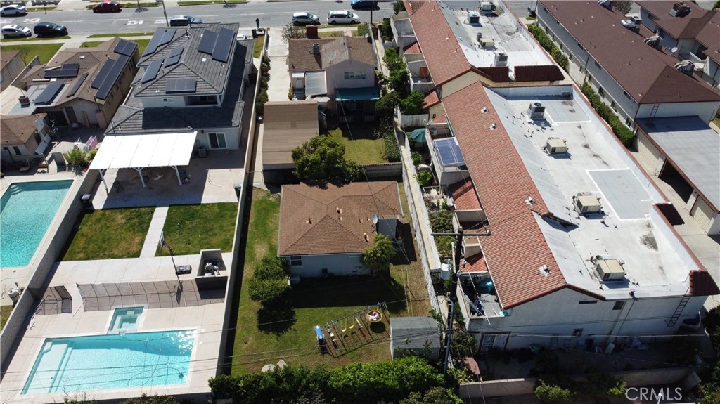 330 S Ynez Avenue