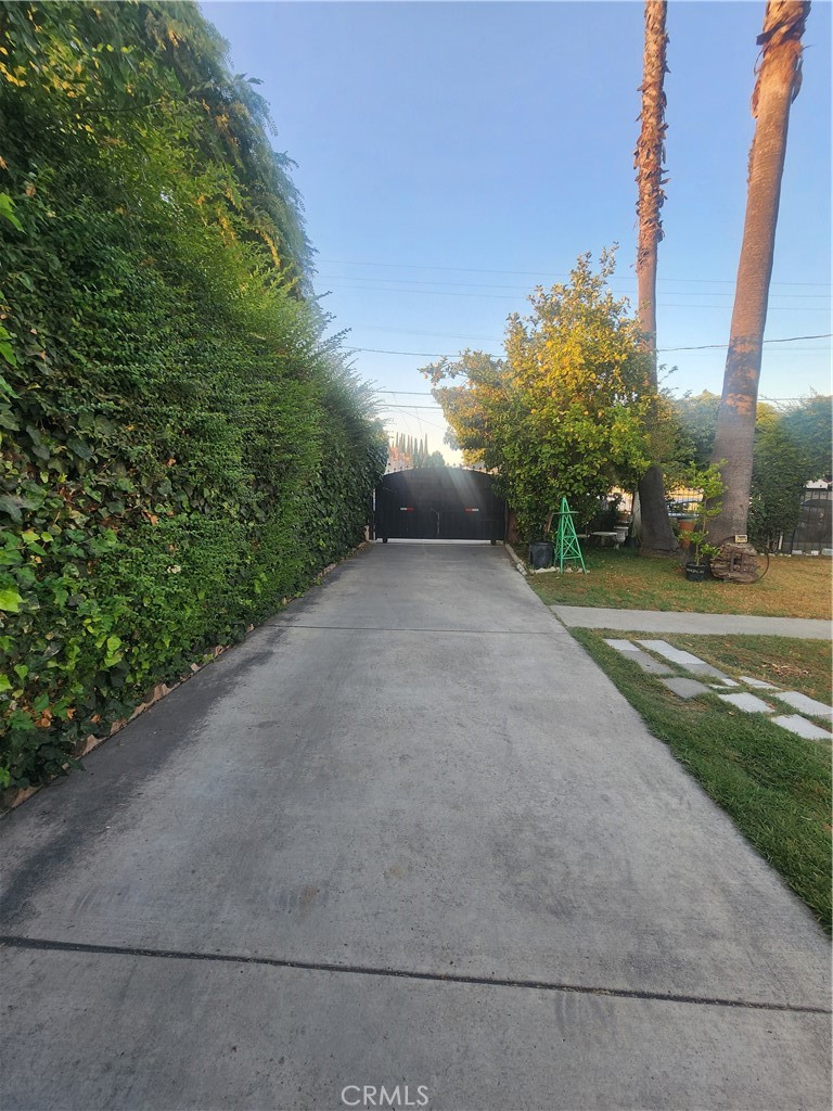 12138 Magnolia Street