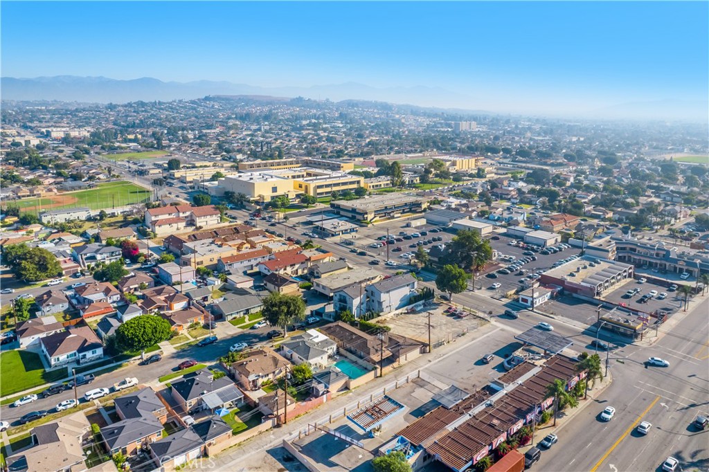 2311 W Repetto Avenue