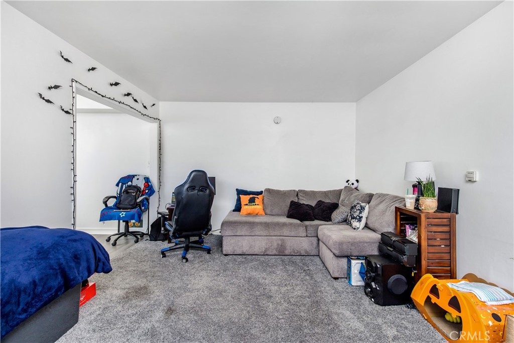 2311 W Repetto Avenue