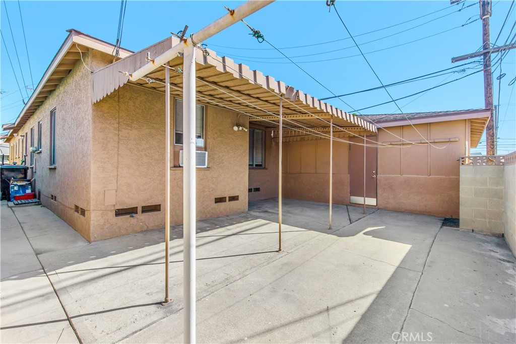 2311 W Repetto Avenue